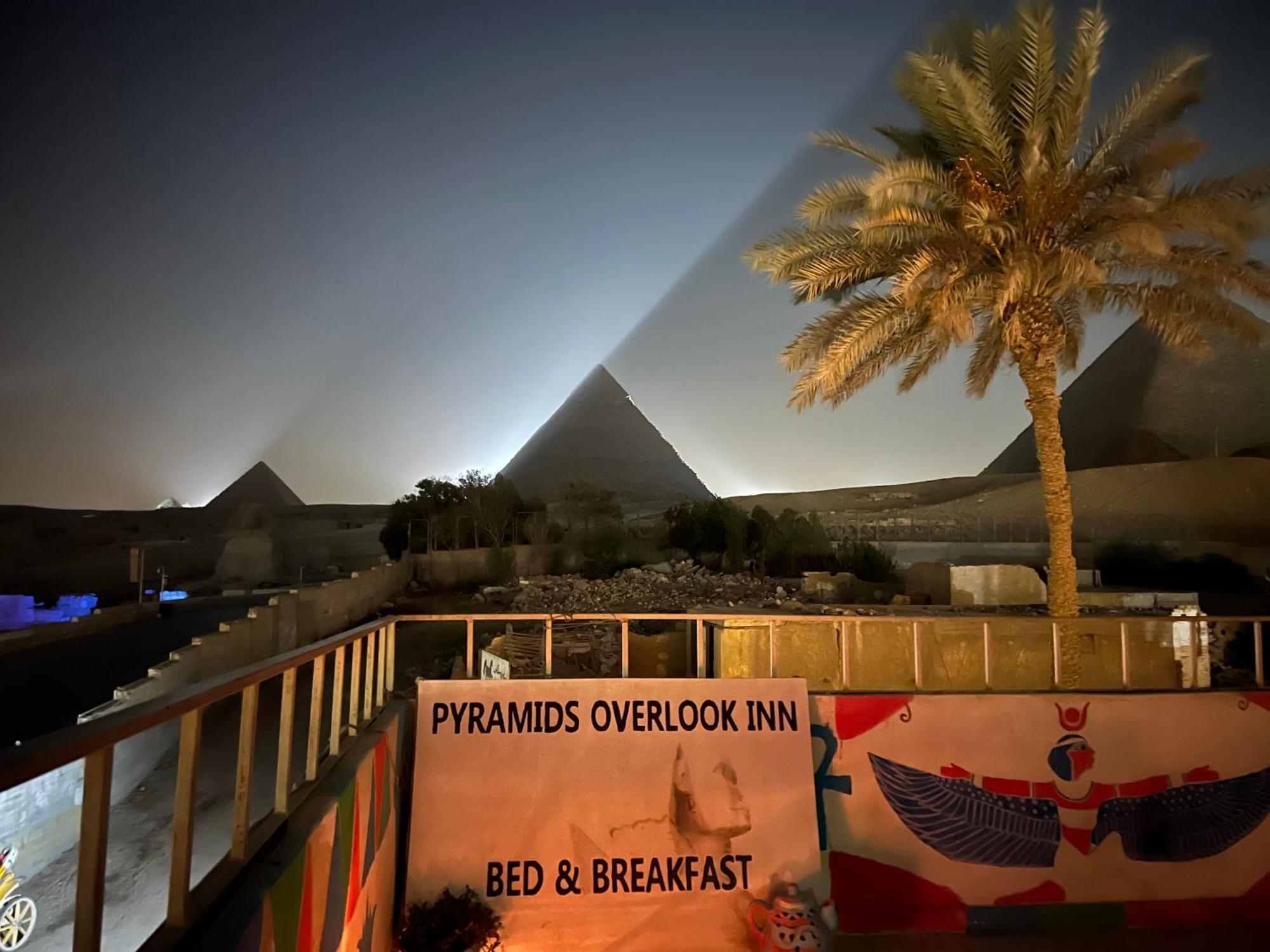 Pyramids Overlook Inn Kafrat al Jabal Bagian luar foto